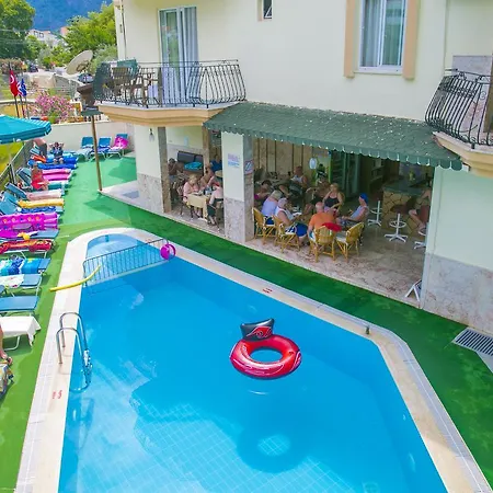 Aparthotel Ozlem 2 3*